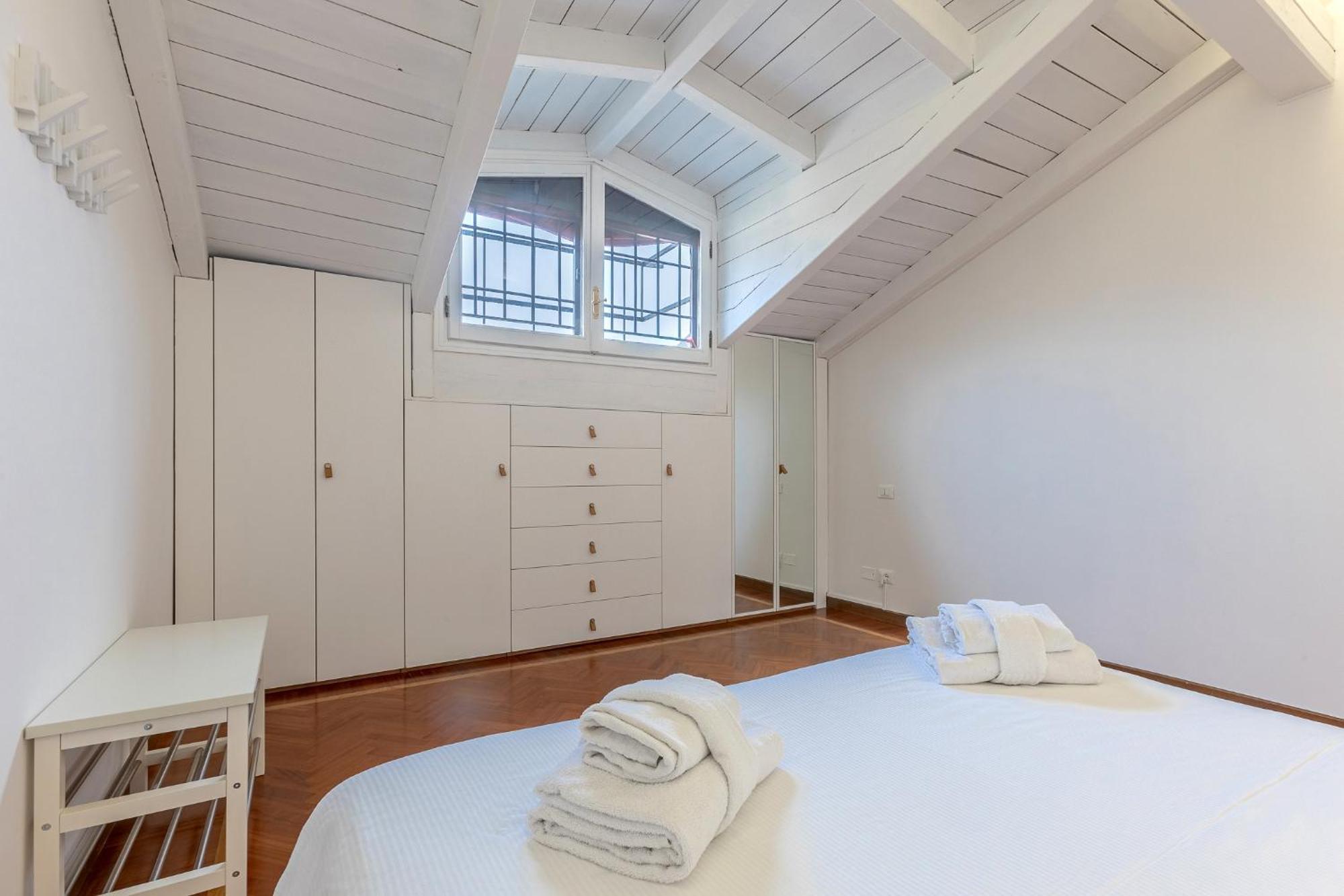 Ferienwohnung Pratello Elegante E Raffinata Mansarda Bologna Exterior foto
